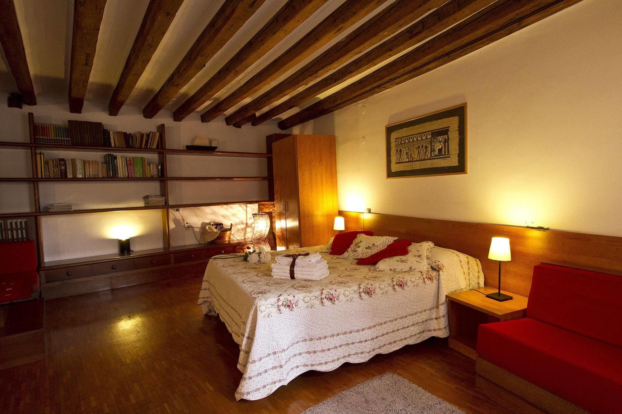 베니스 산 자코모 베네치아 B&B 외부 사진